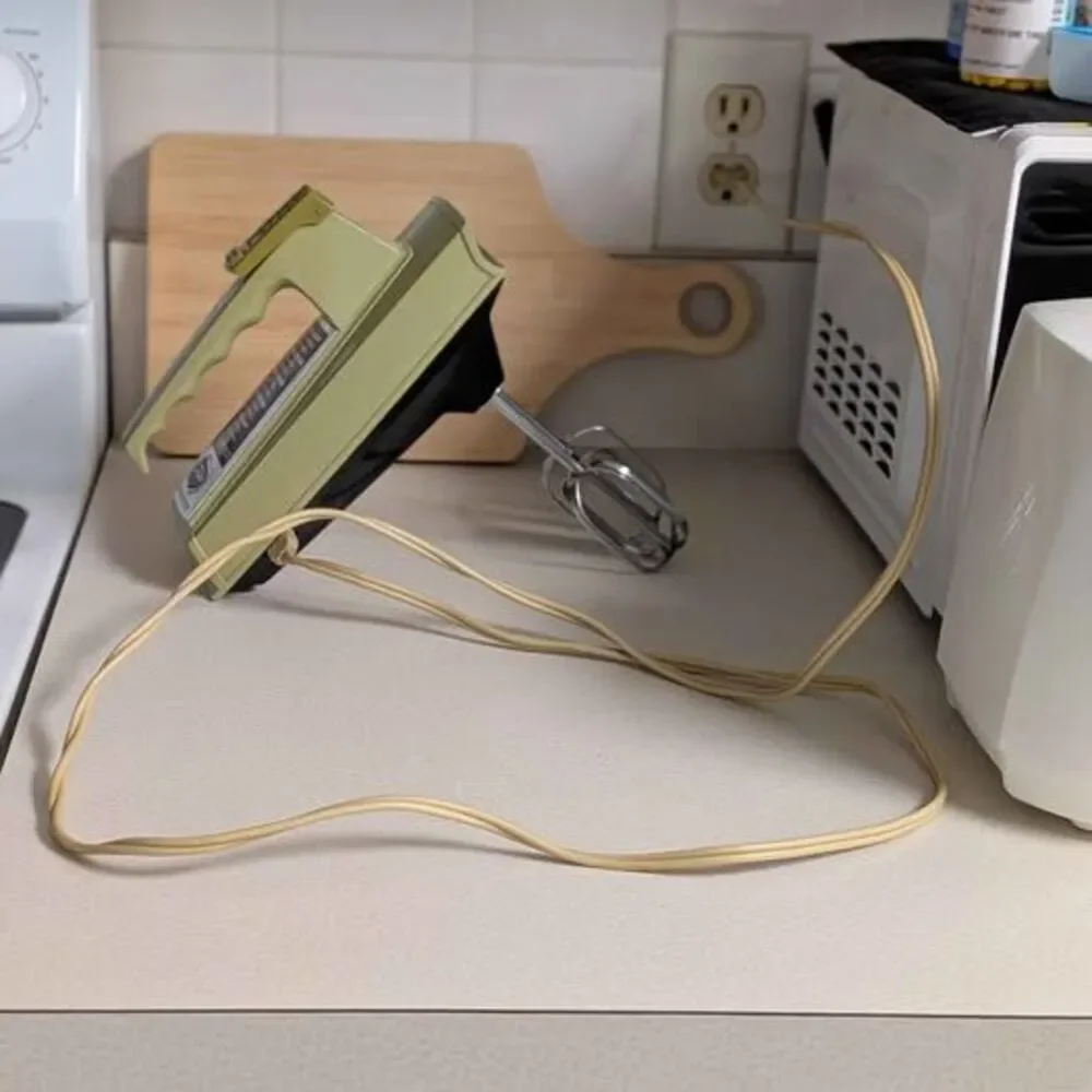 Vintage Sunbeam Mixmaster 5-Speed Hand Mixer